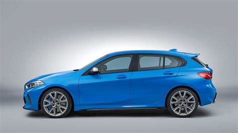 New BMW 1 Series 2023 118i Photos, Prices And Specs in Egypt