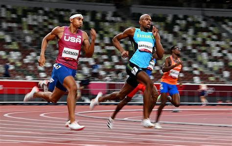 Athletics-'Embarrassing and ridiculous' - U.S. men under fire | Reuters