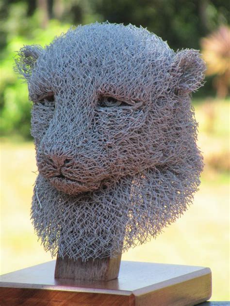 Pin by Decor Home on Sculpture | Chicken wire sculpture, Wire sculpture ...