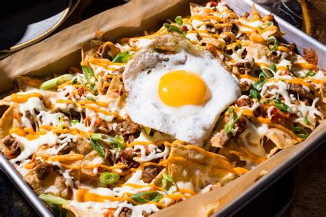 Eat This Now: Korean Nachos with an Egg on Top from the New Nacho ...