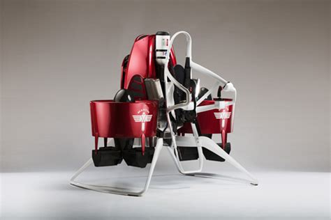 Martin Aircraft Unveils World's First "Practical" Jetpack