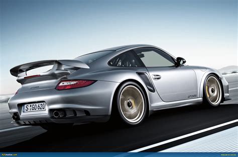 AUSmotive.com » OFFICIAL: Porsche 911 GT2 RS