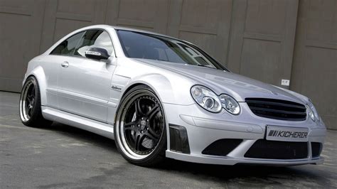 Kicherer Mercedes-Benz CLK63 AMG Black Edition