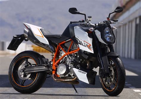 2012 KTM 990 Super Duke R | Top Speed