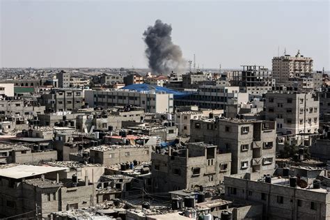 Israeli attack on Gaza's Rafah kills seven | Mena Affairs