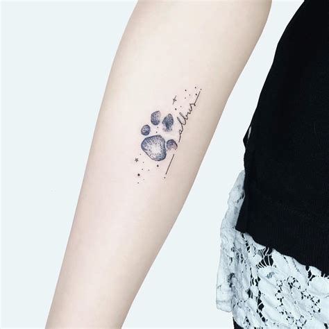 26 Adorable Paw Print Tattoo Ideas for Men & Women in 2023