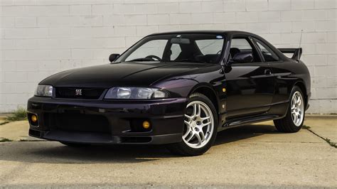 This R33 Nissan Skyline just sold for $235k | Top Gear