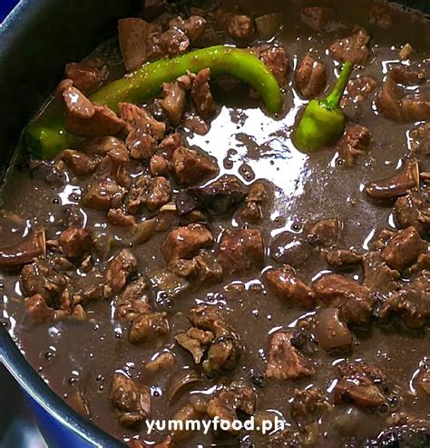 Pork Dinuguan Recipe or Dinuguang Baboy » Yummy Food Ph