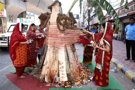 Holika Dahan - Women perform rituals around 'Holika