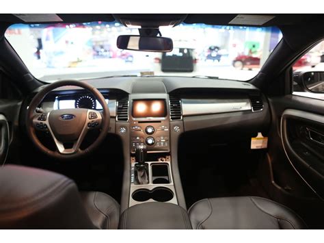 2018 Ford Taurus: 64 Interior Photos | U.S. News