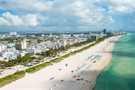 Ocean Drive in Miami - Miami’s Most Famous Beachfront Strip – Go Guides