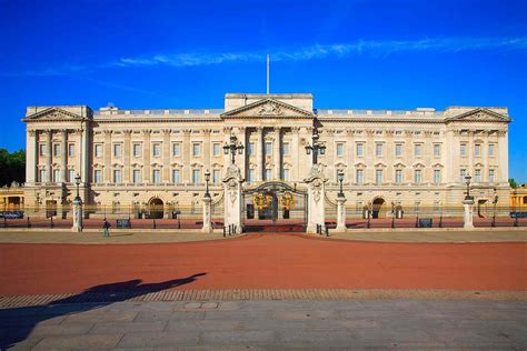 Buckingham Palace Cuts 400 Jobs Amid Cancellation | PEOPLE.com