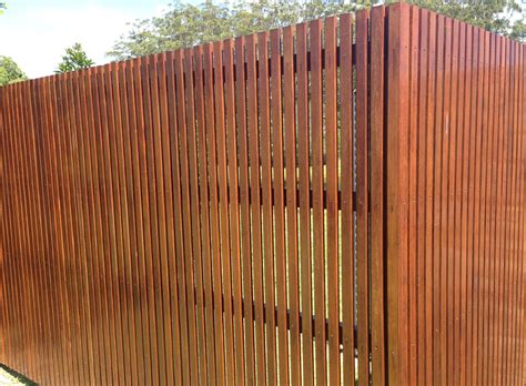 slatted timber fence - Google Search | Pool ideas | Pinterest | Timber ...