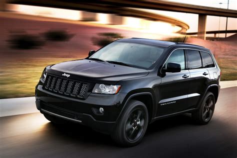 Jeep Unveils Nameless All-Black Jeep Grand Cherokee - autoevolution