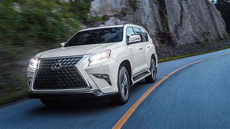 2023 Lexus GX makes do with small changes - Autoblog