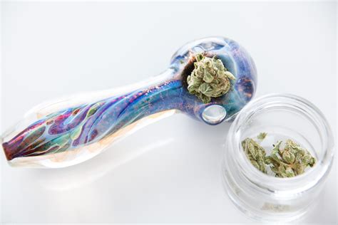 Hilliard Marijuana Defense Attorney | Drug Paraphernalia - Riddell Law LLC