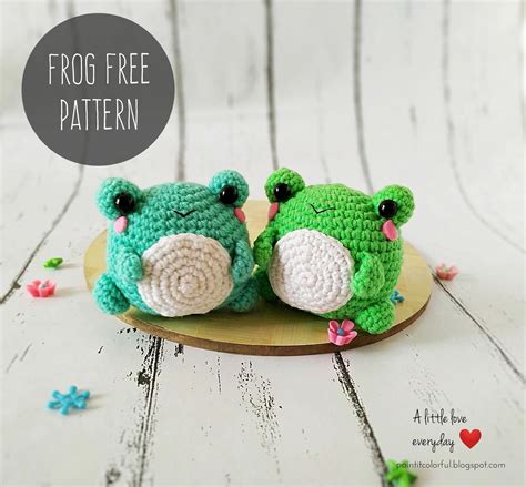 Amigurumi frog pattern - A little love everyday!