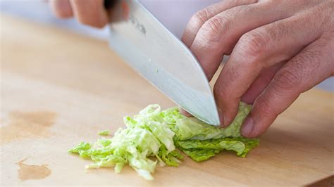 Knife Skills & Vegetable Cuts - Online Culinary School (OCS)