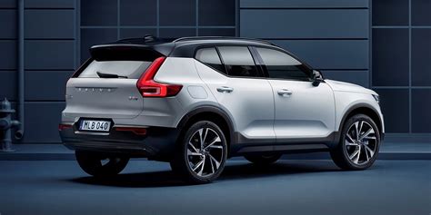 2021 Volvo XC40 Best Buy Review | Consumer Guide Auto