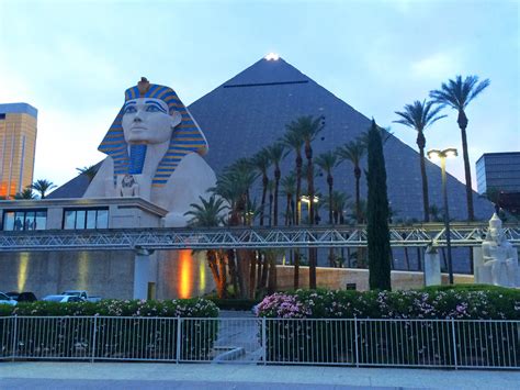 Aqua and Coral Imagery: The Beautiful Pyramid: Las Vegas' Luxor Hotel