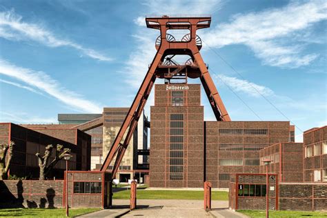 Zollverein Coal Mine Industrial Complex Museum in Essen in Germany ...