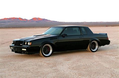 1987 Buick Grand National - Black Reign