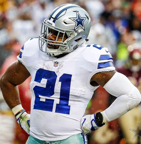 Ezekiel " Zeke " Elliott (21) Dallas Cowboys Kings | How bout them ...