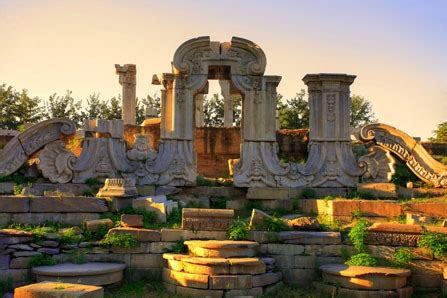 Old Summer Palace: Yuanmingyuan Garden Ruins