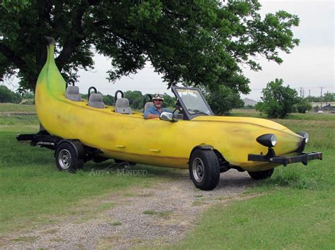 The Big Banana Car has a-peel: http://www.autominded.com/5386_big ...