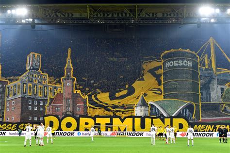 Borussia Dortmund Tifo: Behind the scenes as Ultras…