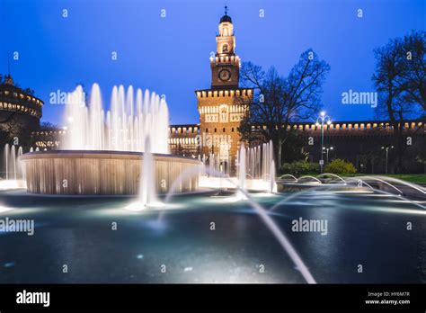 Castello sforzesco hi-res stock photography and images - Alamy