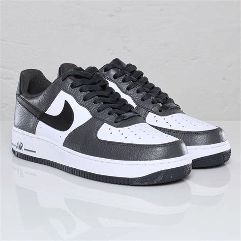 Nike Air Force 1 Â´07 - 102617 - Sneakersnstuff (SNS) | Sneakersnstuff ...