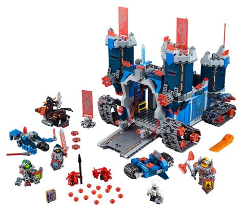 LEGO Announces Nexo Knights Including New Building Sets, TV Show, and ...