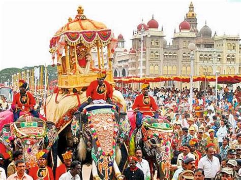 Over 5 lakh people witness historic Dasara festivities in Mysuru