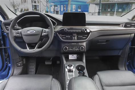 2020 Ford Escape Interior Review & Colours Available | TractionLife