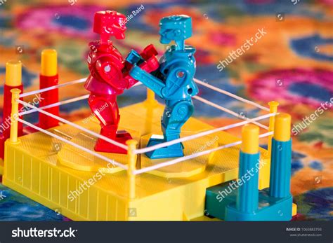 786 Robot boxing Images, Stock Photos & Vectors | Shutterstock