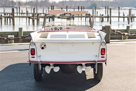 Cars That Time Forgot: Amphicar 770 | Hagerty UK