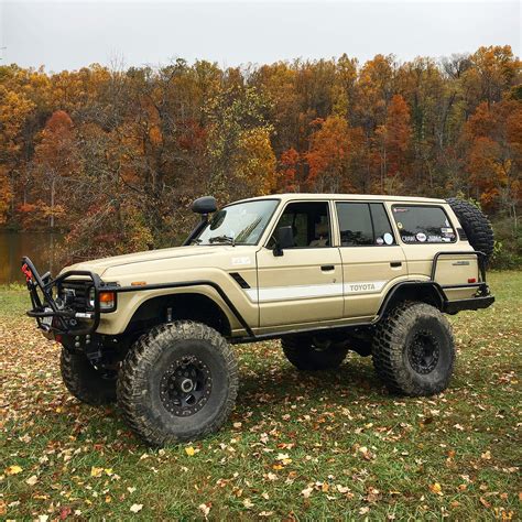 1985 Toyota Land Cruiser FJ60 on 40s – The Perfect Off-road Build