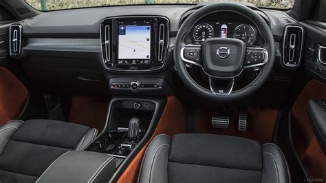 Volvo XC40 Images, Interior & Exterior Photo Gallery - CarWale