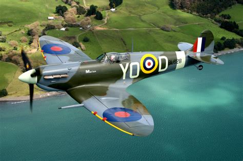 Battle of Britain: See How Spitfire WWII Fighter Planes are Restored in ...