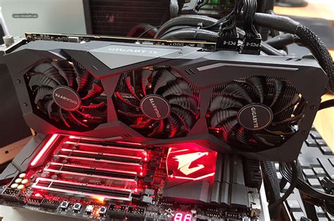 GIGABYTE Radeon RX 5700 XT Gaming OC 8G