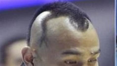 Basketball player has haircut in a shape of a lizard | Kansas City Star