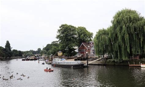 Eel Pie Island, the tiny island with a fascinating history - Globetotting