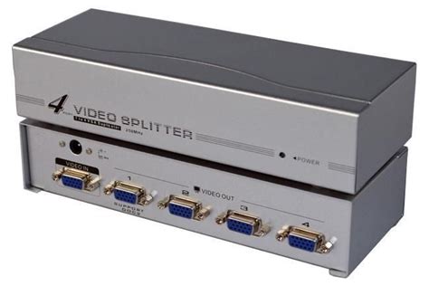 VGA Splitter. 1 VGA in, 4 VGA out