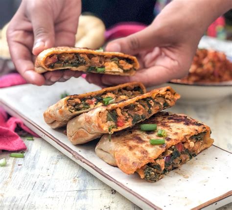 Turkish Chicken Gozleme Recipe - Spinach Chicken Bread by Archana's Kitchen