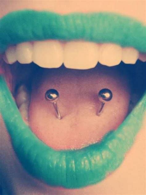 Frog Eye Piercing (Doppelzungenpiercing): Dein umfassender Leitfaden! 🐸