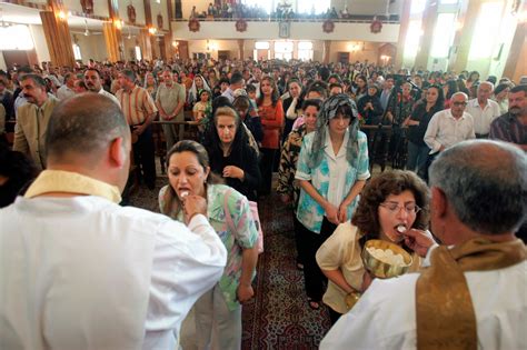 Sacraments 101: Eucharist (how we receive) - Busted Halo