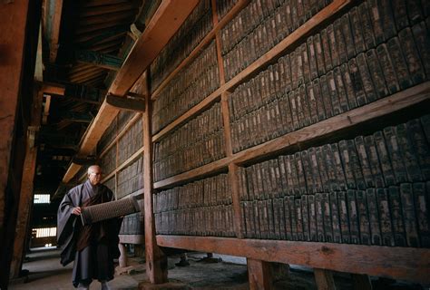 Tripitaka Koreana, Haeinsa Temple, South Korea | bluesyemre