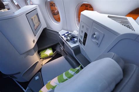 Review: Finnair (A350) Business Class Singapore to Helsinki