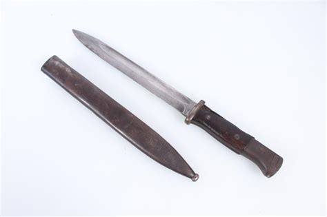 Lot - WWII Era S/175 G Bayonet